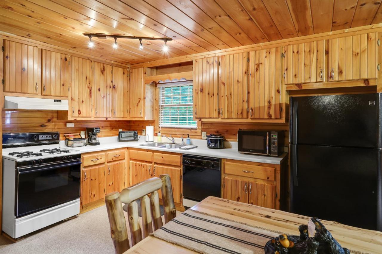 2 Separate Cabins Along A Peaceful Creek With Resort Amenities Ellijay Exterior foto