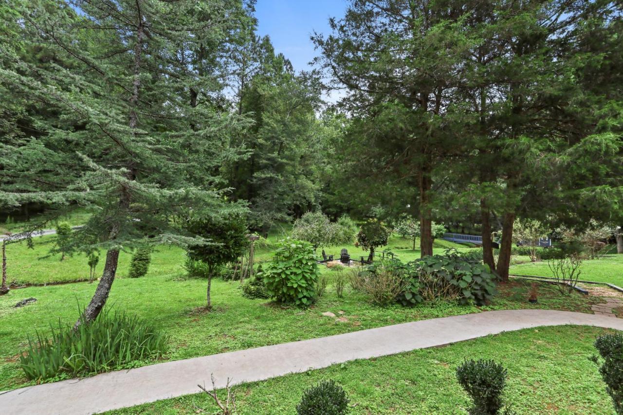 2 Separate Cabins Along A Peaceful Creek With Resort Amenities Ellijay Exterior foto